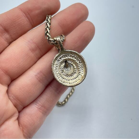 Silver Tone Pendant Necklace Round Unmarked Heavy - Picture 2 of 7